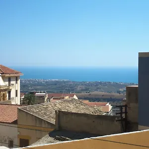 Lilly , Agrigento Italia